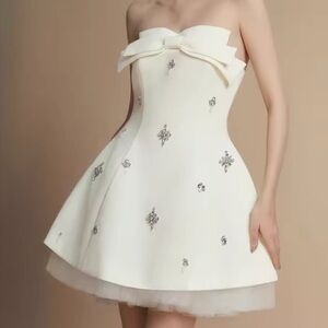 NEW $325 Georgina Lee White Strapless Dress with Embellishments